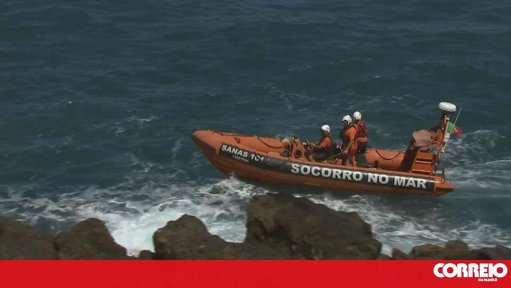 Agitação Marítima Forte Leva ao Encerramento de Barras e Cancelamento de Viagens