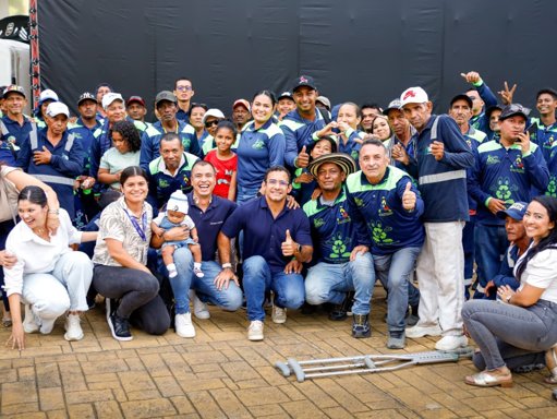 Montería dignifica la labor de los recicladores con una histórica entrega de equipos