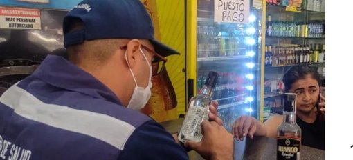 Intoxicación masiva con licor adulterado en Barranquilla deja al menos 11 muertos