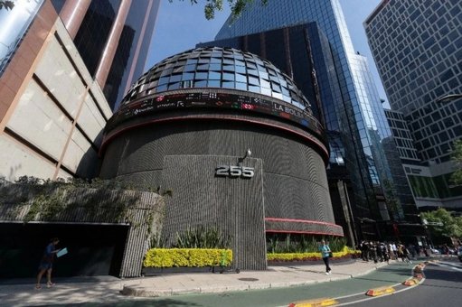 Cierre de Gobierno en EE.
UU.
Genera Incertidumbre en Mercados Globales