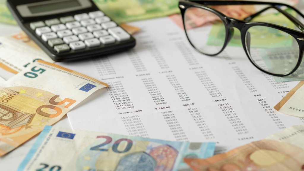 Número de Empresas em 'Lay-off' Aumenta 22% em 2024