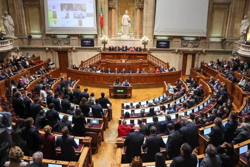 Governo Reduz Desconto no ISP e Gera Controvérsia Política