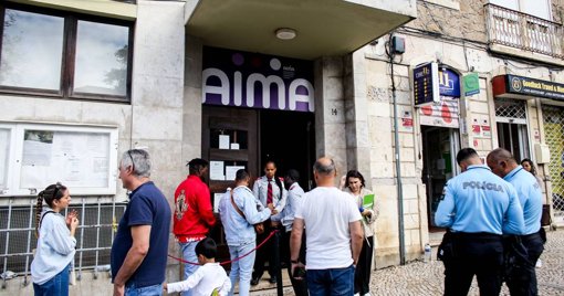 Queixas Contra a AIMA Aumentam Devido a Problemas Processuais e Falta de Comunicação