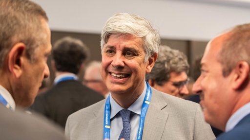 Sondagem Revela Preferência por Mário Centeno para Liderar o PS