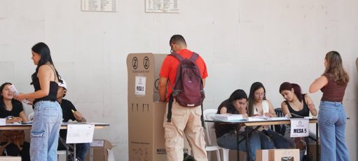 Elecciones de Consejos de Juventud revelan baja participación y dominio de partidos tradicionales
