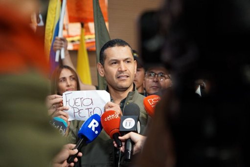 Partido Liberal ofrece coaval a Daniel Palacios, exministro uribista, en un giro estratégico