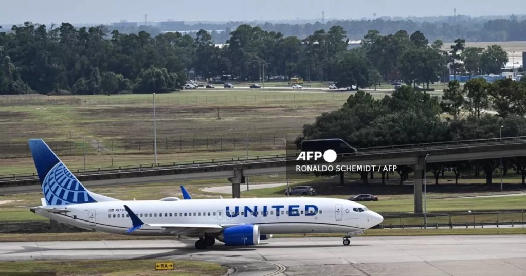 Falla masiva en el sistema de United Airlines provoca la suspensión de vuelos en Estados Unidos