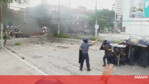 Protestos em Massa contra a Corrupção nas Filipinas