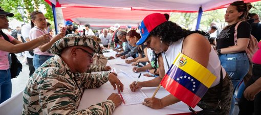 Venezuela responde con movilización militar y alistamiento de milicias