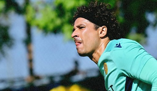 Guillermo Ochoa Inicia con Dificultades en Chipre y Abre Debate sobre la Portería del Tri