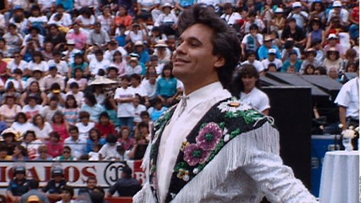 Netflix estrena ‘Debo, puedo y quiero’, la docuserie que revela la vida íntima de Juan Gabriel