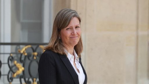 Le tweet de Yaël Braun-Pivet pour un candidat de la Star Academy déclenche une polémique