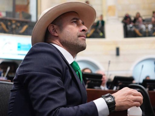 Crisis en el Centro Democrático: Uribe elegirá candidato y se retira Andrés Guerra