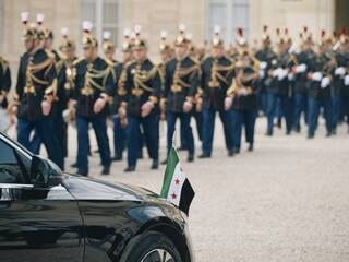 L'Arabie saoudite prépare des investissements massifs en Syrie, mais les sanctions américaines freinent les projets