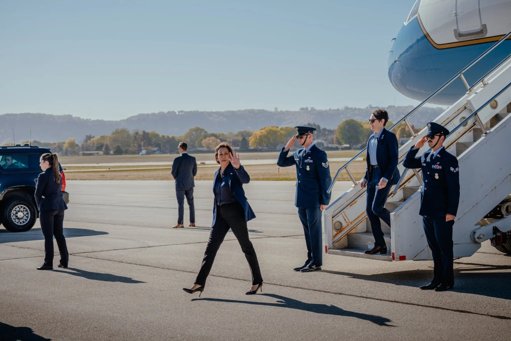 Trump Revoca Protección del Servicio Secreto a Kamala Harris