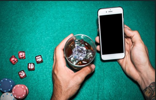 Hacienda Bloquea 13 Casinos por Presunto Lavado de Dinero; Dos Pertenecen a Grupo Salinas