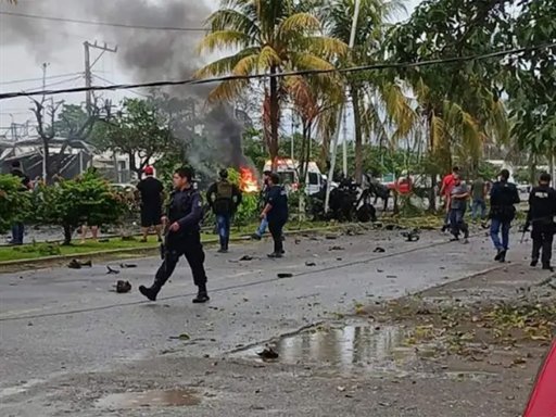 Ataque con coche bomba en Coahuayana deja múltiples víctimas y moviliza a fuerzas federales