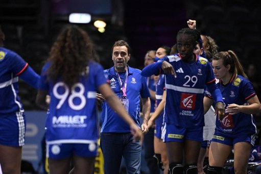 Handball : Les Bleues maîtrisent le Danemark et filent en demi-finale du Mondial