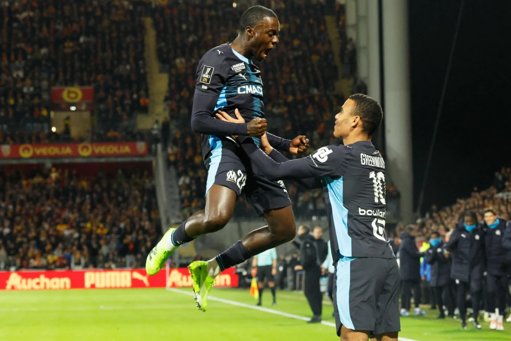 Coup dur pour l'OM : Timothy Weah sort sur blessure contre Lens