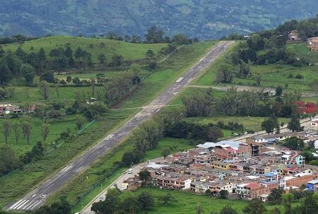 Reactivación del aeródromo de Málaga fortalecerá la conectividad aérea con Bucaramanga