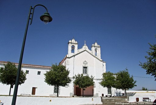 Tentativa de assalto a idosa em cemitério de Elvas gera alerta de segurança