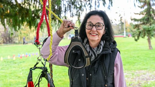 “Hobby Dogging”: A Tendência Alemã de Treinar Cães Invisíveis