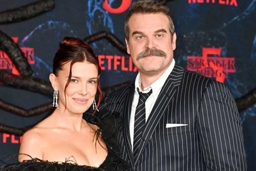 Millie Bobby Brown y David Harbour Reaparecen Juntos Tras Rumores de Acoso