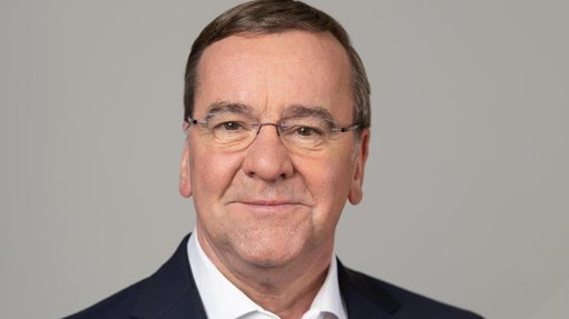 Europa acelera rearmamento e reforça defesa civil face à ameaça russa