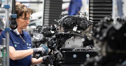 Voitures électriques : l'UE s'apprête à rétropédaler sur l'interdiction du thermique en 2035