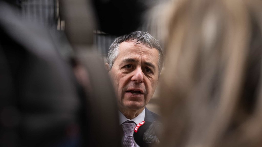 Suíça Oferece Imunidade a Putin para Facilitar Conferência de Paz