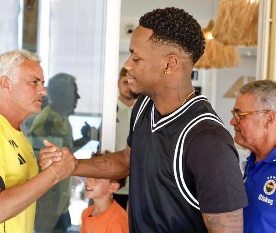 Jhon Jader Durán, en proceso de adaptación física en Fenerbahçe