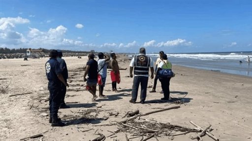 Rápida acción de salvavidas evita tragedia en Playa Miramar