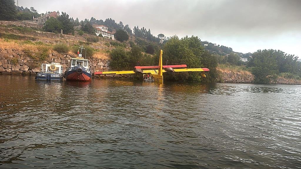 Incêndio em Penafiel e Gondomar obriga a evacuações e corta Estrada Nacional