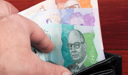 La Inflación Persistente Desafía la Estabilidad Económica y Ancla las Tasas de Interés