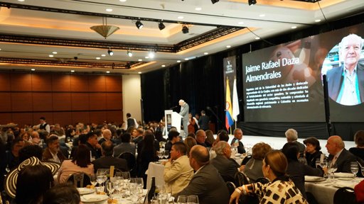 Sembrando Prosperidad: Iniciativa 'Una Vaca por la Paz' dona 1.500 novillas a familias campesinas