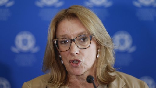 Uso do Excedente da Segurança Social para Pensões Gera Confronto entre Governo e Oposição