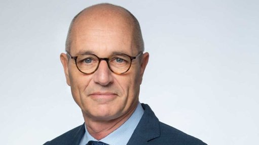 União Europeia Impõe Tarifas a Veículos Elétricos Chineses para Proteger Indústria Local