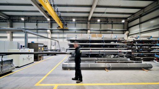 UE prepara-se para duplicar tarifas sobre aço importado, ameaçando indústria metalomecânica