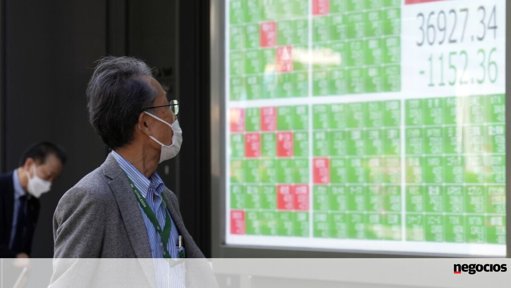 Mercados Asiáticos Reagem com Ganhos ao Fim do 'Shutdown' nos EUA