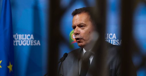 Governo Anuncia 45 Medidas e Pacto Florestal em Resposta à Crise dos Incêndios