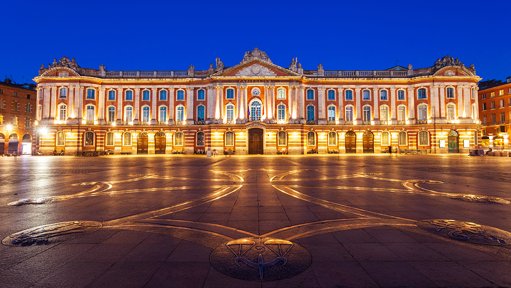 La culture occitane, entre patrimoine architectural et initiatives locales vivantes
