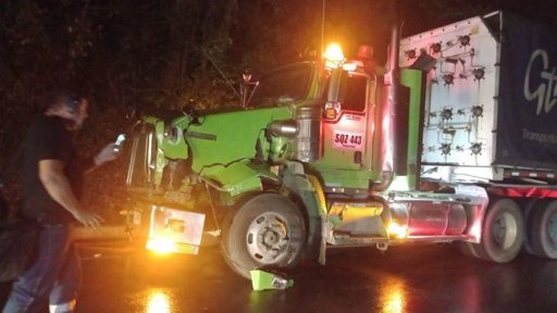 Tragedia en Huila: choque múltiple deja cinco muertos, incluido un exalcalde