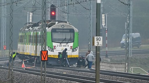 Sabotagem em Ferrovia Polaca Eleva Tensão entre a NATO e a Rússia