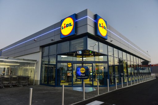 Setor Privado Utiliza Crise da Habitação como Estratégia de Marketing