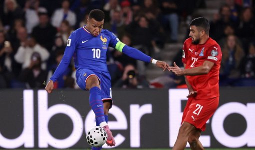 Kylian Mbappé enciende alarmas por lesión en el tobillo