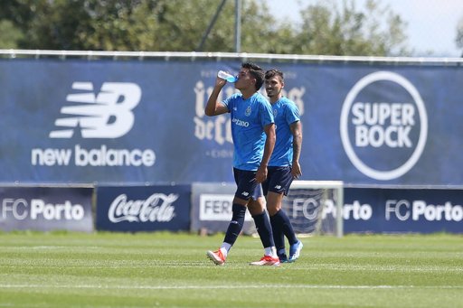 Martim Cunha, do FC Porto B, operado a lesão meniscal no joelho direito