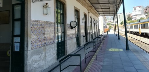 Linha do Douro Encerra Temporariamente para Obras de Modernização