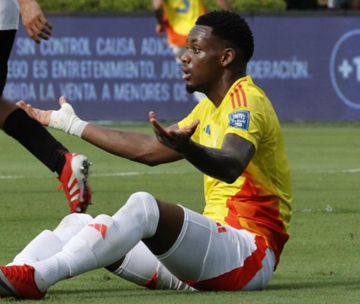 Jhon Durán, ausente de la Selección por falta de continuidad tras sus lesiones