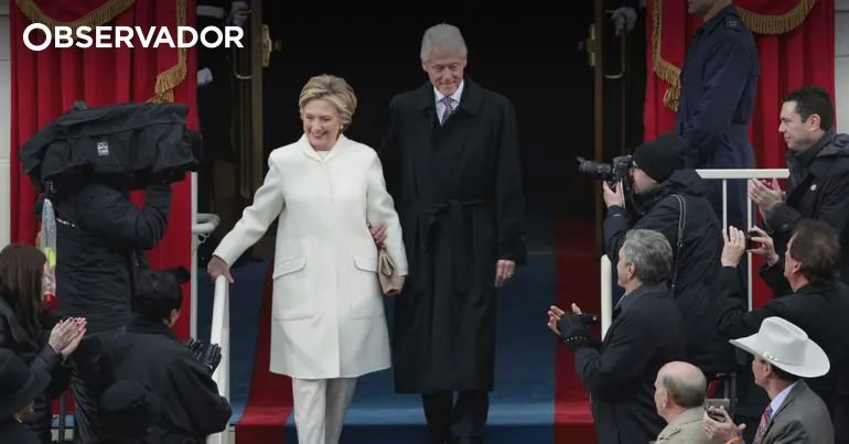 Congresso dos EUA Intensifica Investigação ao Caso Epstein com Intimações a Trump e Clinton