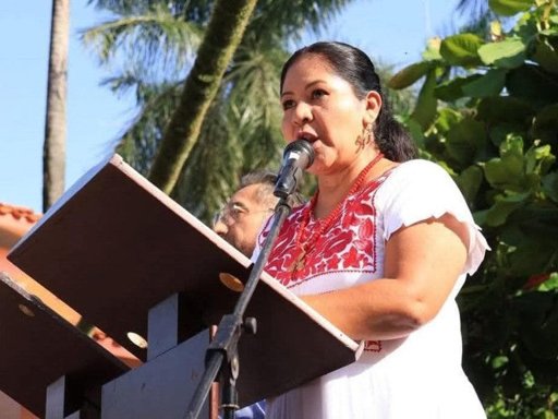 Asesinan a maestra frente a plantel del Cobao en Putla, Oaxaca